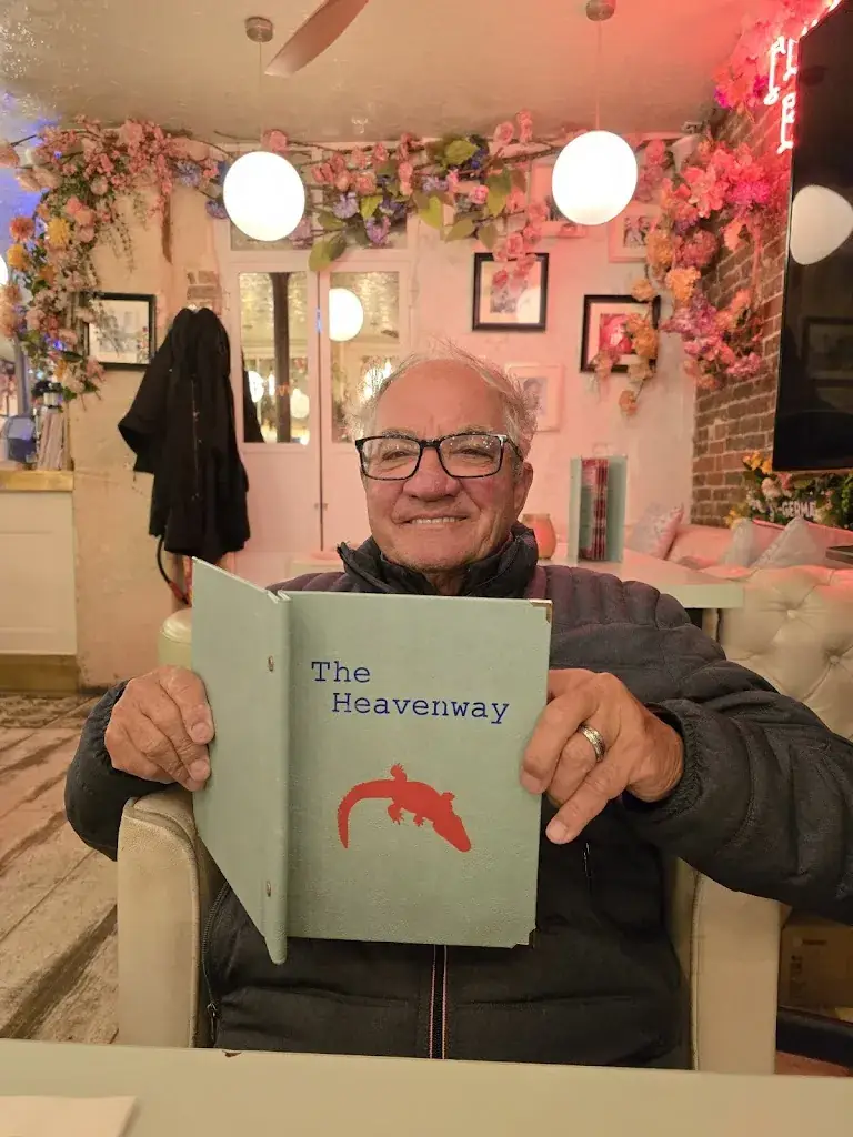 DENISE AVAGLIANO_The Heavenway_Neuilly-sur-Seine_review