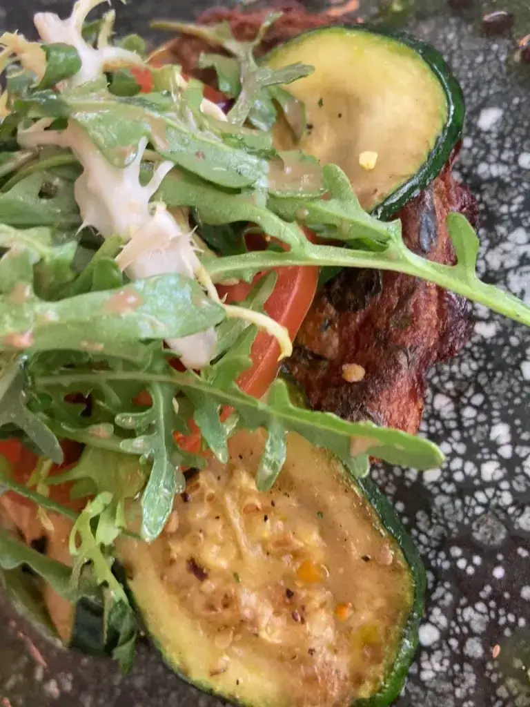 Sara R_The Heavenway_Neuilly-sur-Seine_review