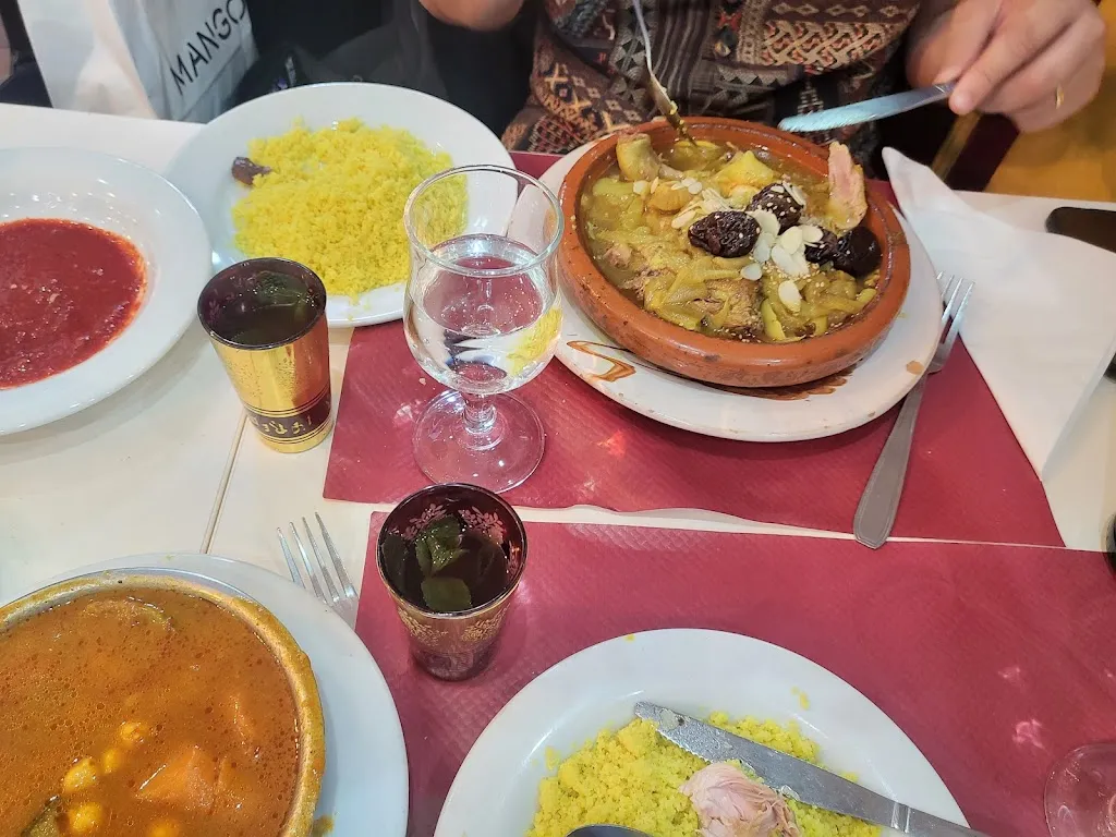 Narmin Bashirzade_Sur le Pouce_Marseille_recensione