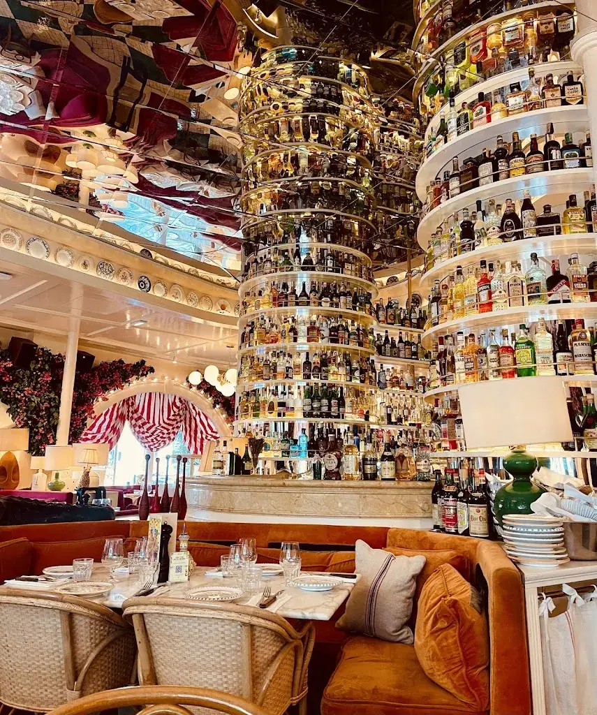 Splendido_Marseille_slider_image_3