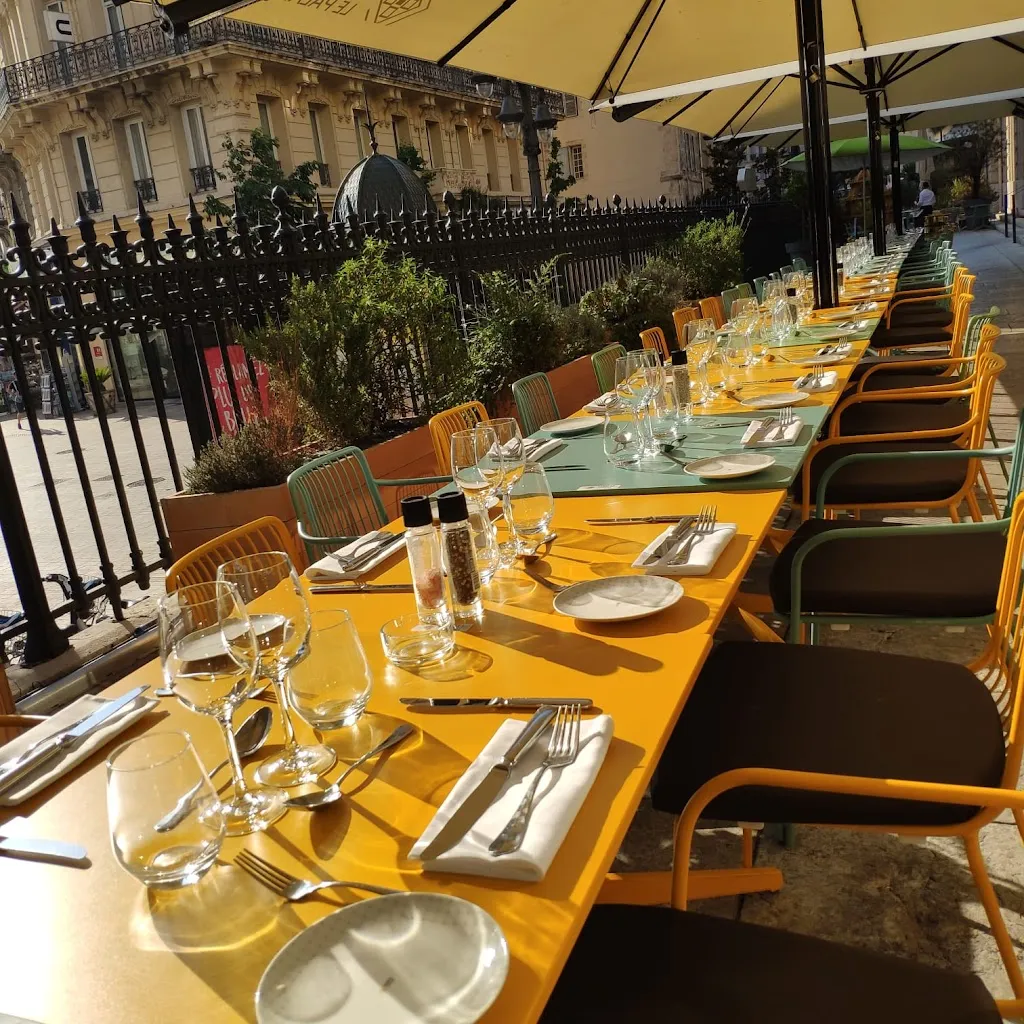 1860 Le Palais_Marseille_slider_image_1