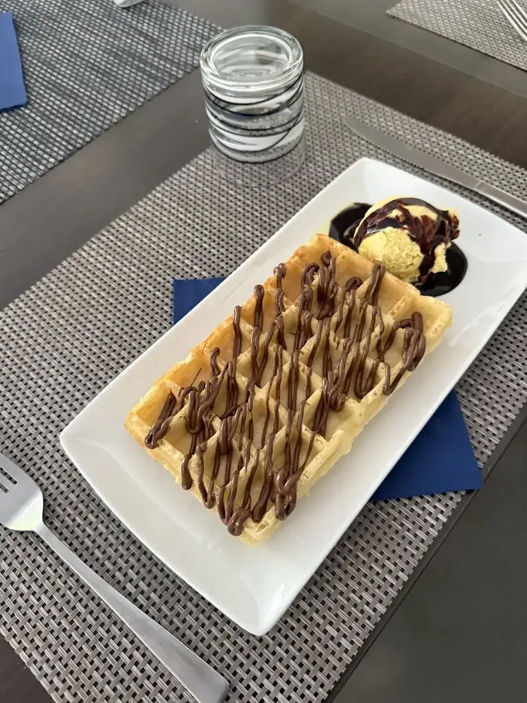 Preity India_Marseille_slider_image_2