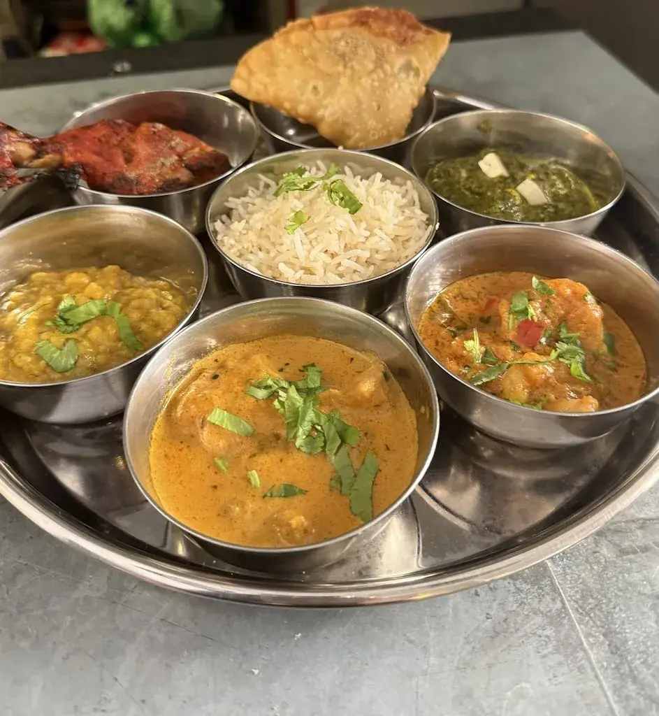 Preity India_Marseille_slider_image_3