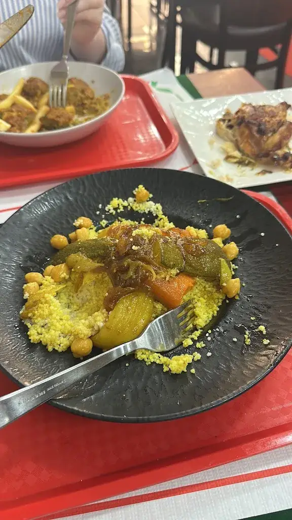 Roger McDuff_RESTAURANT TAGINE MAM'S IYA_Marseille_recensione