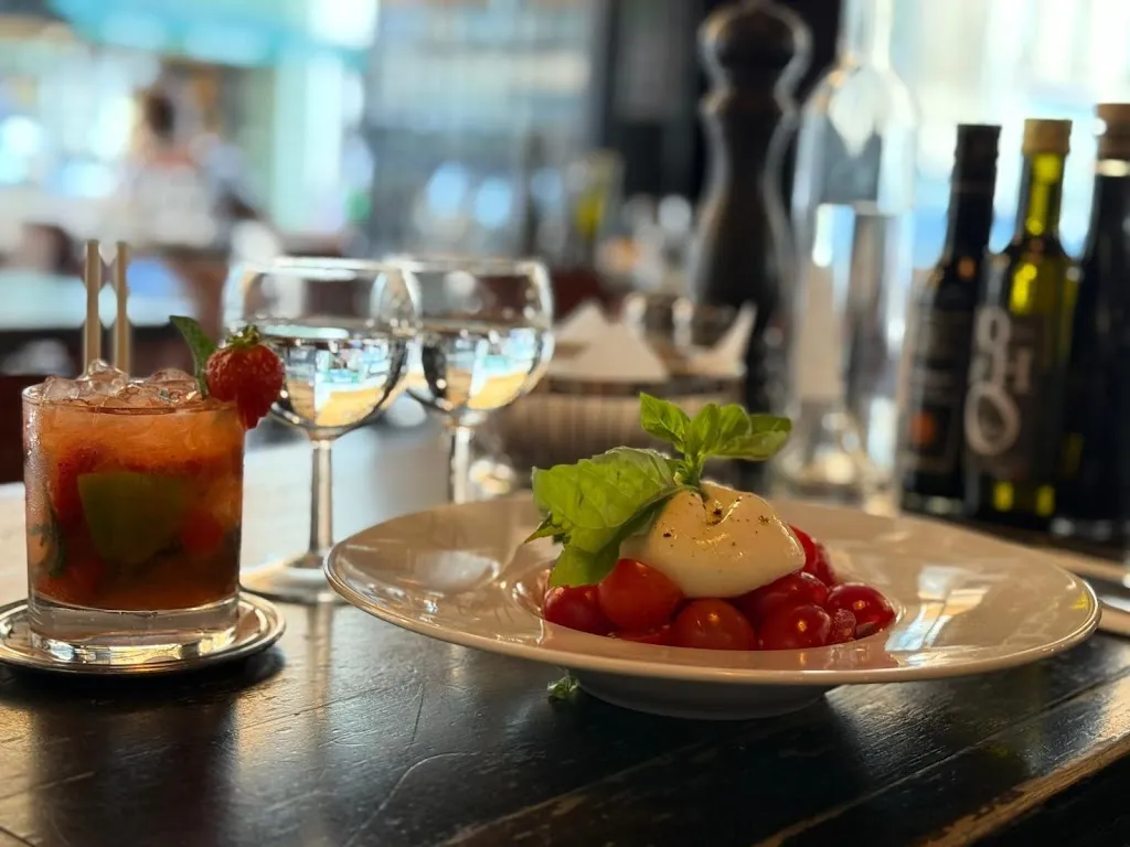 Restaurant Fratelli Neuilly_Neuilly-sur-Seine_slider_image_2