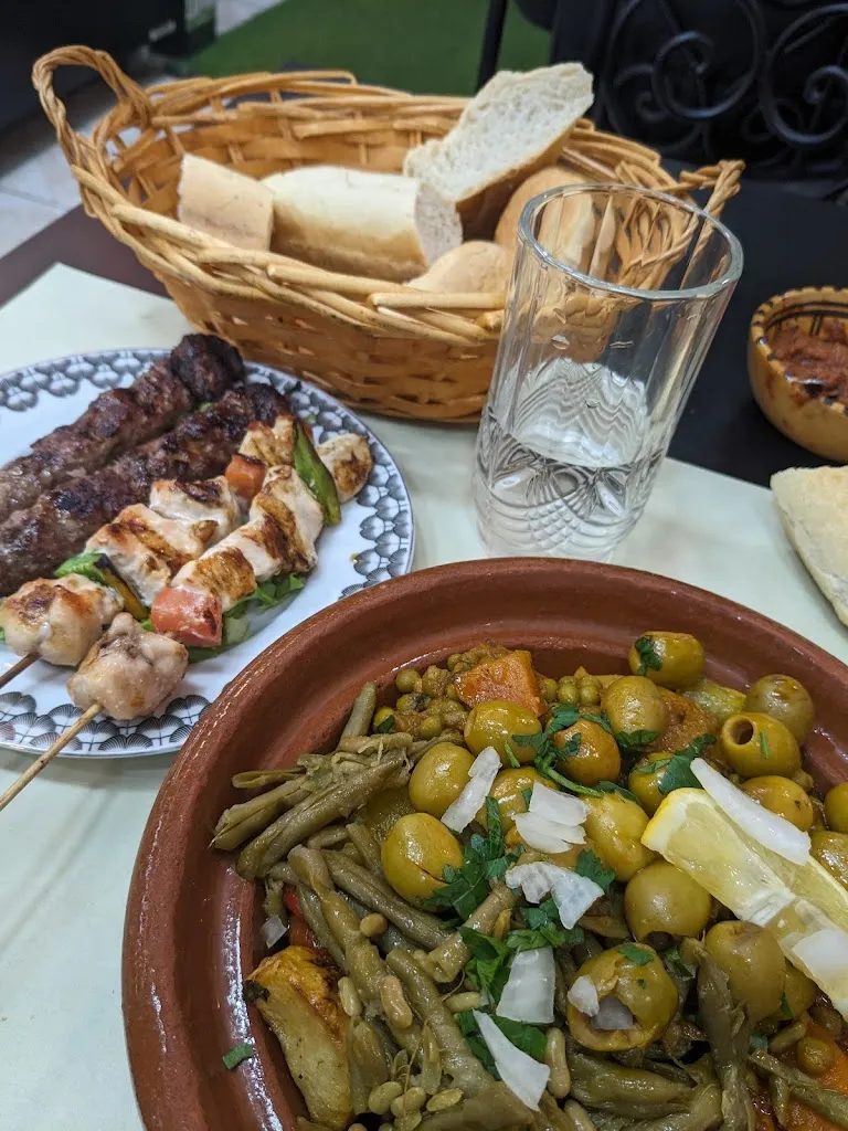 Menü_Dima - Café restaurant oriental_Marseille_Bild_7