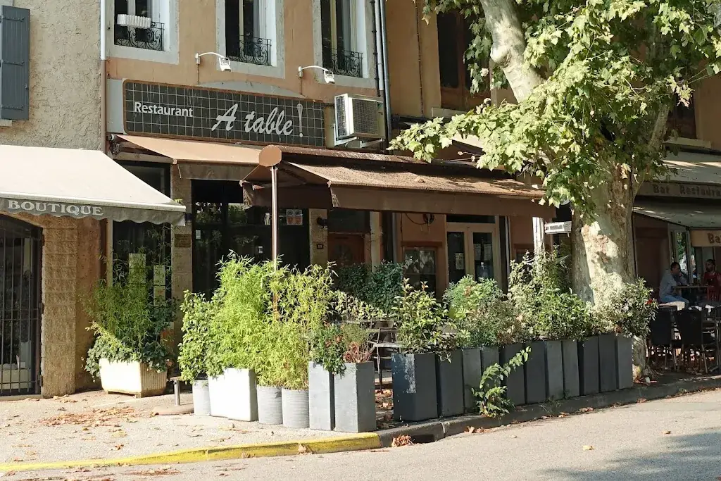 Restaurant A Table ! restaurante en Bédoin