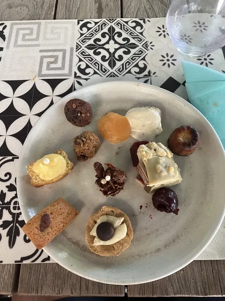 Restaurant A Table !_Bédoin_slider_image_3