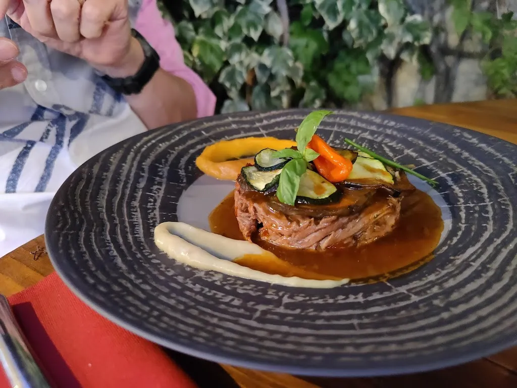 La Colombe_Bédoin_slider_image_3