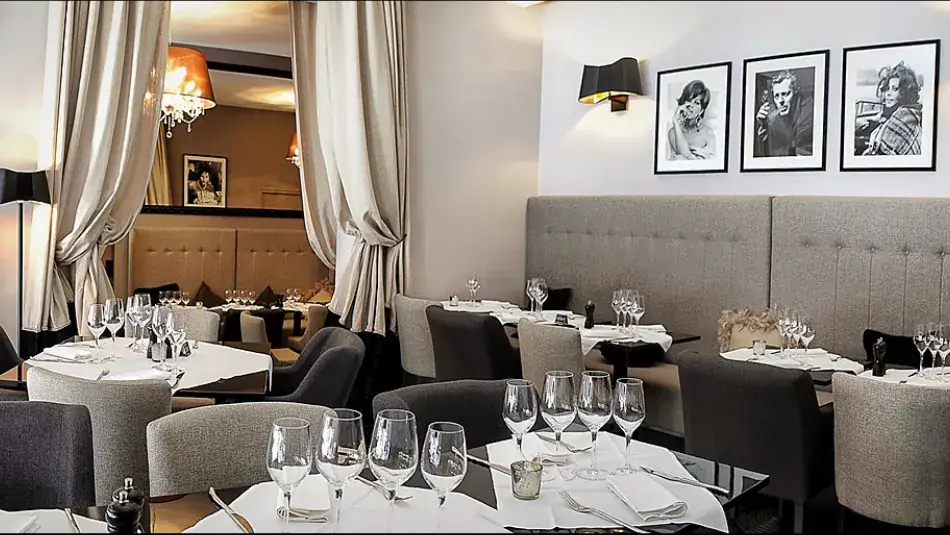 La Petite Folie restaurant in Neuilly-sur-Seine