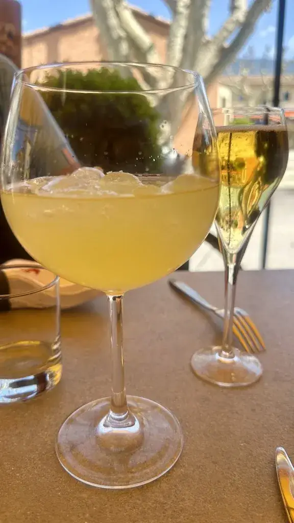 Joëlle KOURIO_La Gousse d'Ail_Bédoin_review