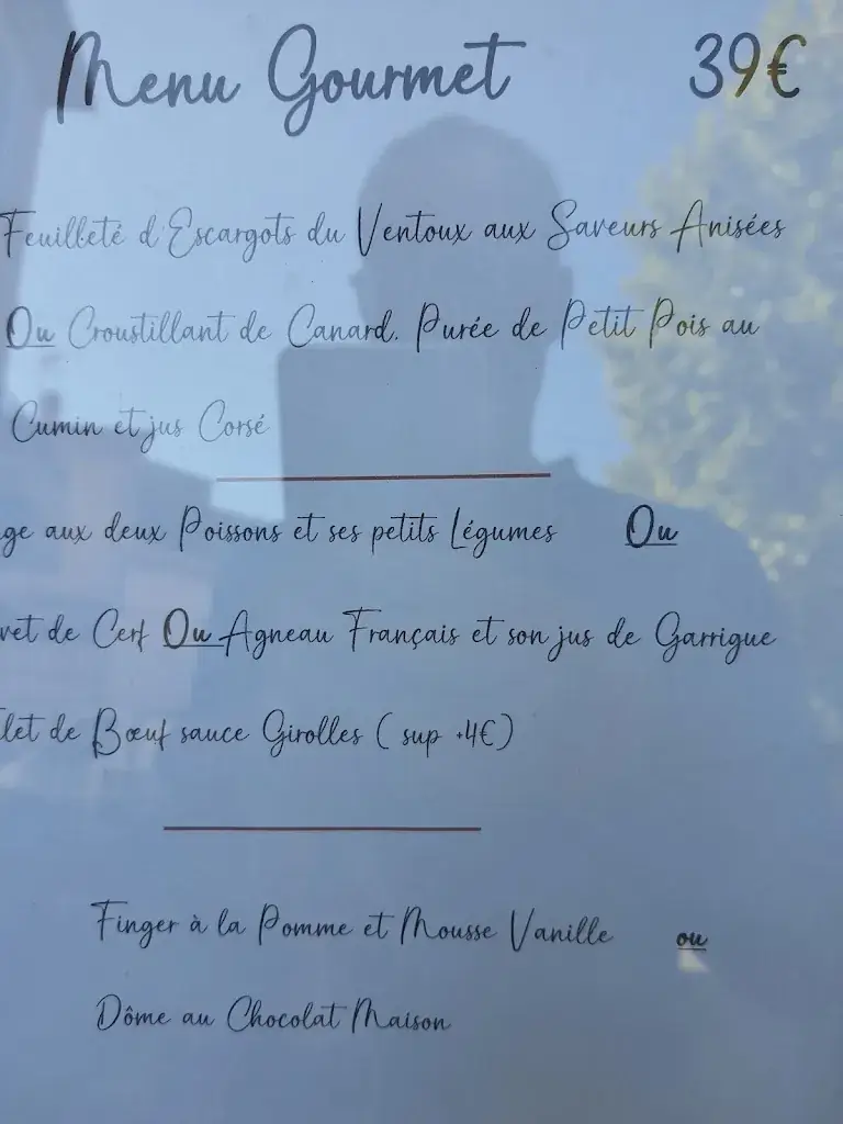 C J_L'Escapade_Bédoin_review