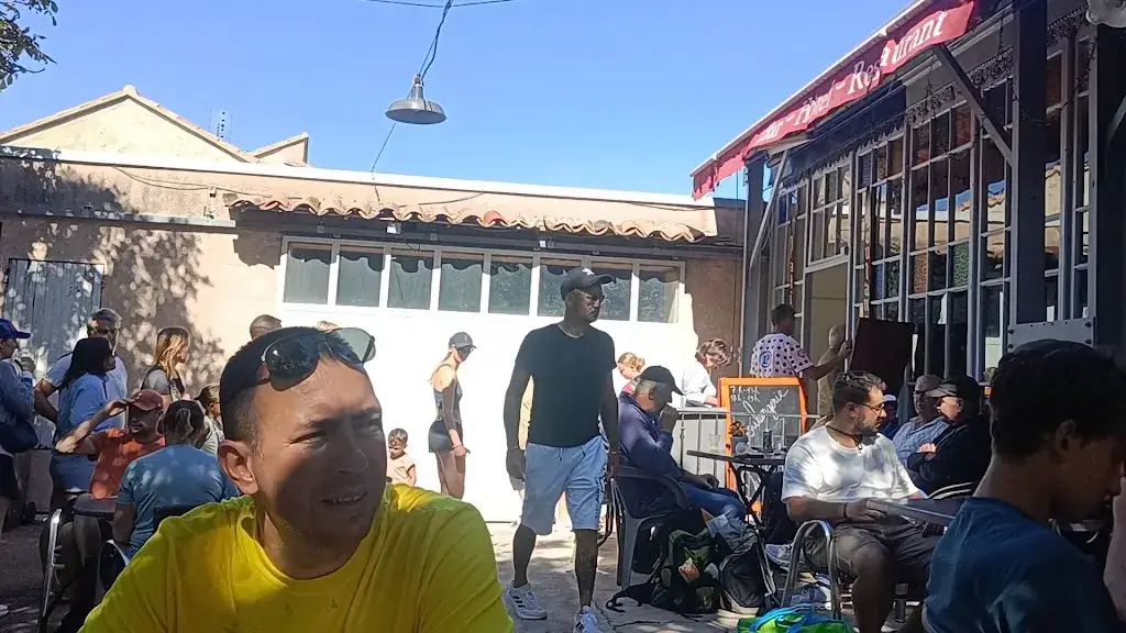 Le guintrand restaurant in Bédoin