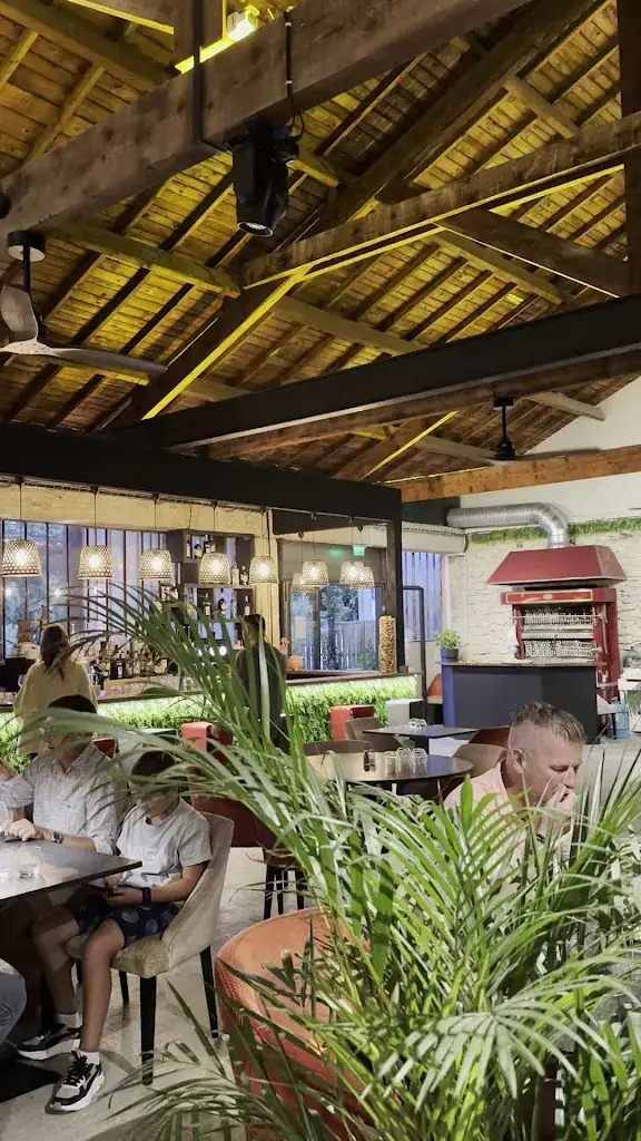 Restaurant NOOZ_Bédoin_slider_image_2