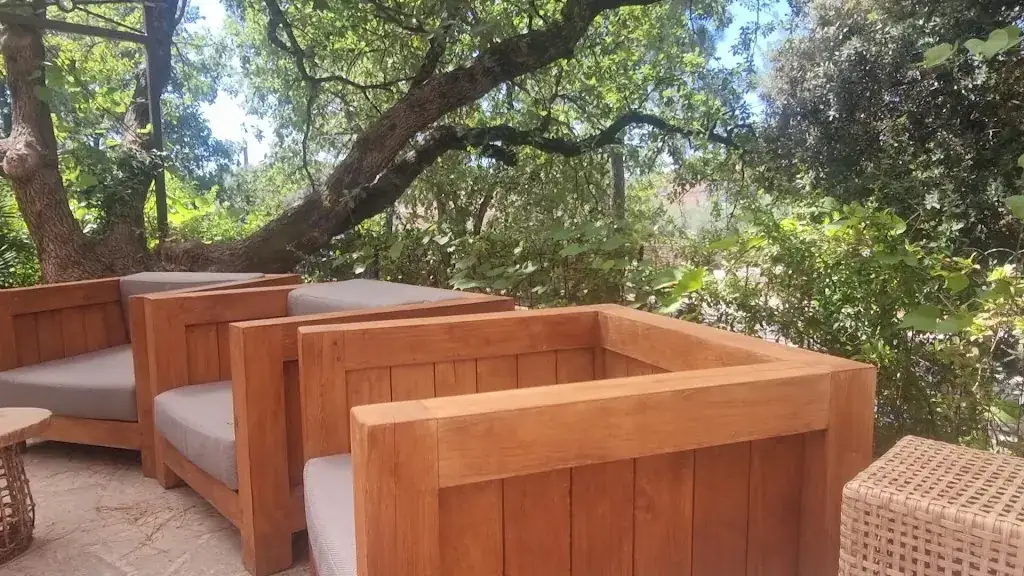 Logis Hôtel des Pins & Restaurant l'Esprit Jardin_Bédoin_slider_image_2