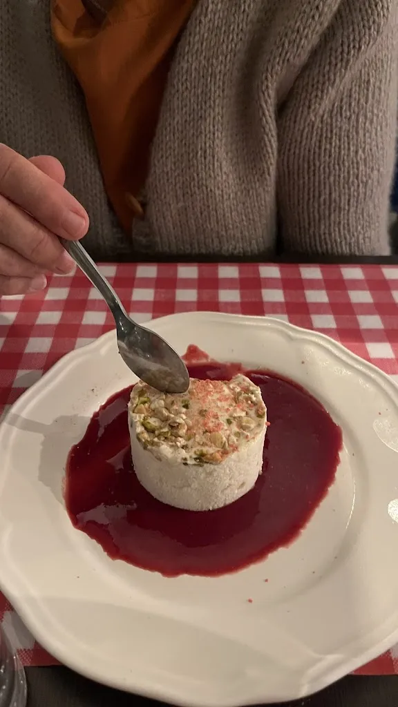 Menu_Le Saint Romain, bar, restaurant et gite d'étapes_Crillon-le-Brave_immagine_5