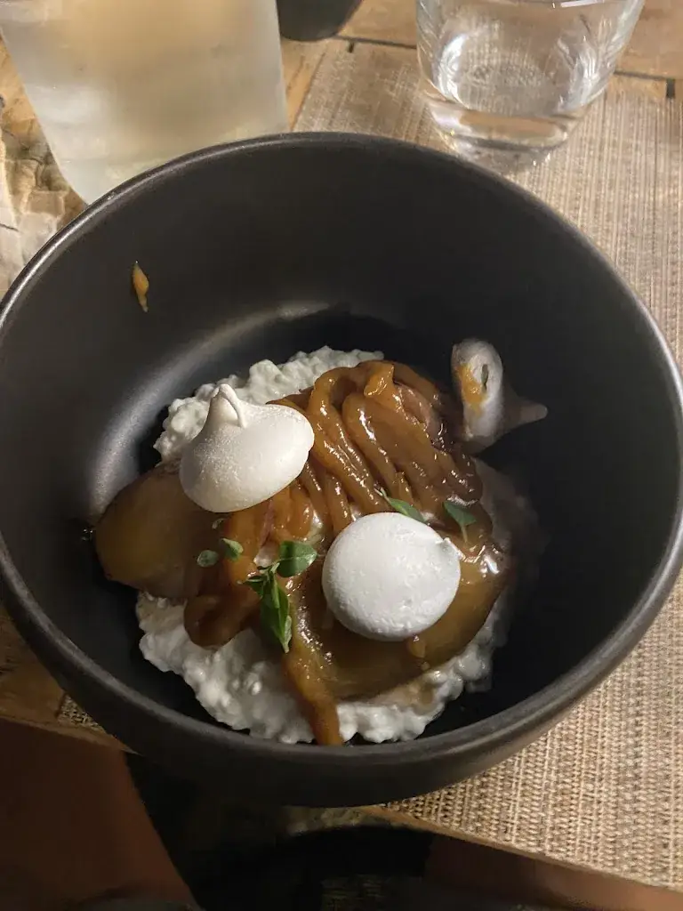 Menu_CLOVIS & BASINA | Restaurant à Crillon Le Brave_Crillon-le-Brave_image_2