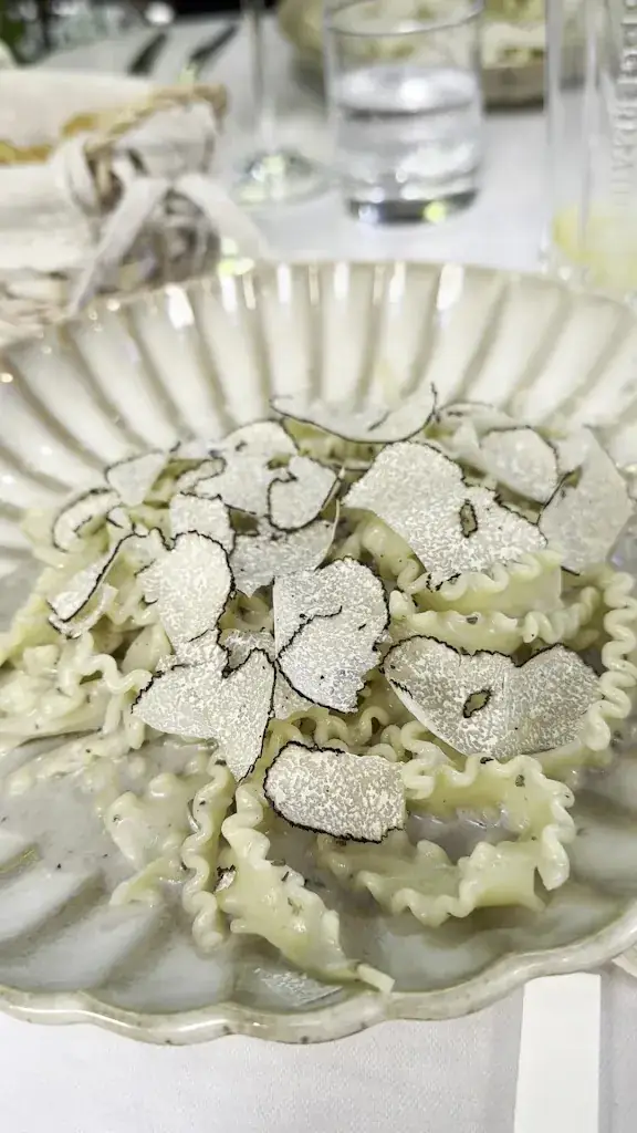 AQUÌ SIAN BÈN restaurant provençal_Malaucène_slider_image_2