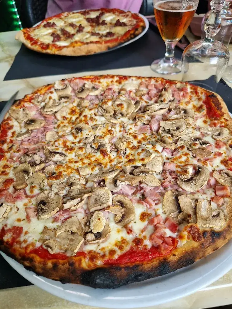 Menü_L'Issola Pizza_Besse-sur-Issole_Bild_8