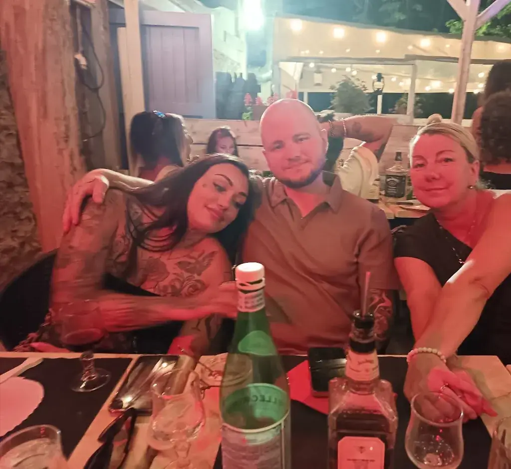 Lucka Barnatova_L'Issola Pizza_Besse-sur-Issole_Bewertung