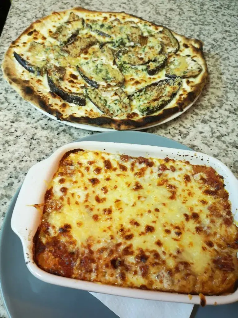 L'Issola Pizza_Besse-sur-Issole_slider_image_2