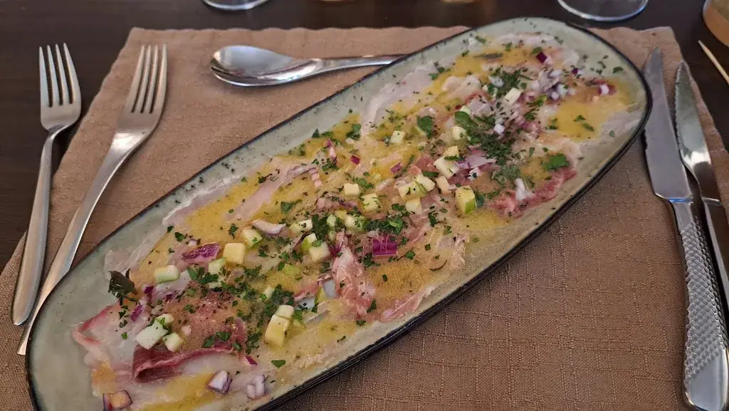 Peter Holdway_Le Belvédère Restaurant et Chambre d’hôtes à Flassans-sur-Issole_Flassans-sur-Issole_review