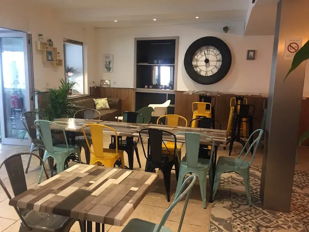 Le comptoir de Gaspard restaurant in Besse-sur-Issole