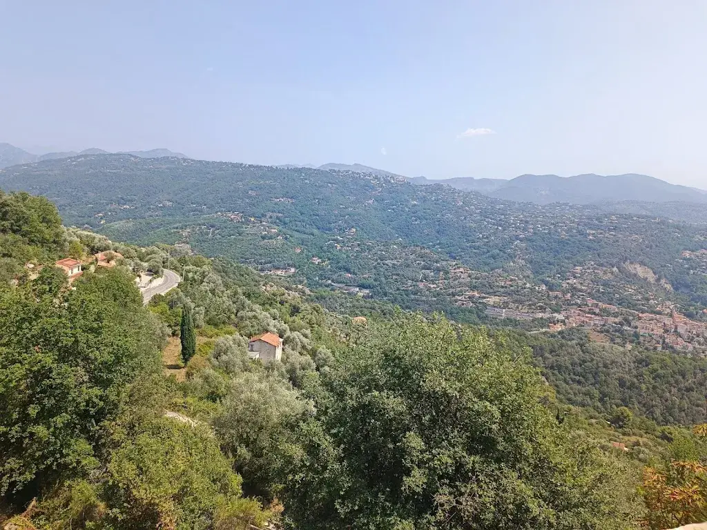 Léa W_Chez Rose_Châteauneuf-Villevieille_review