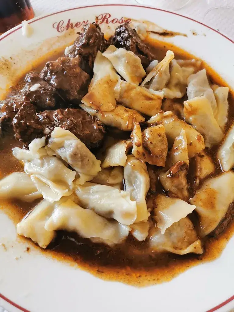 Chez Rose_Châteauneuf-Villevieille_slider_image_3