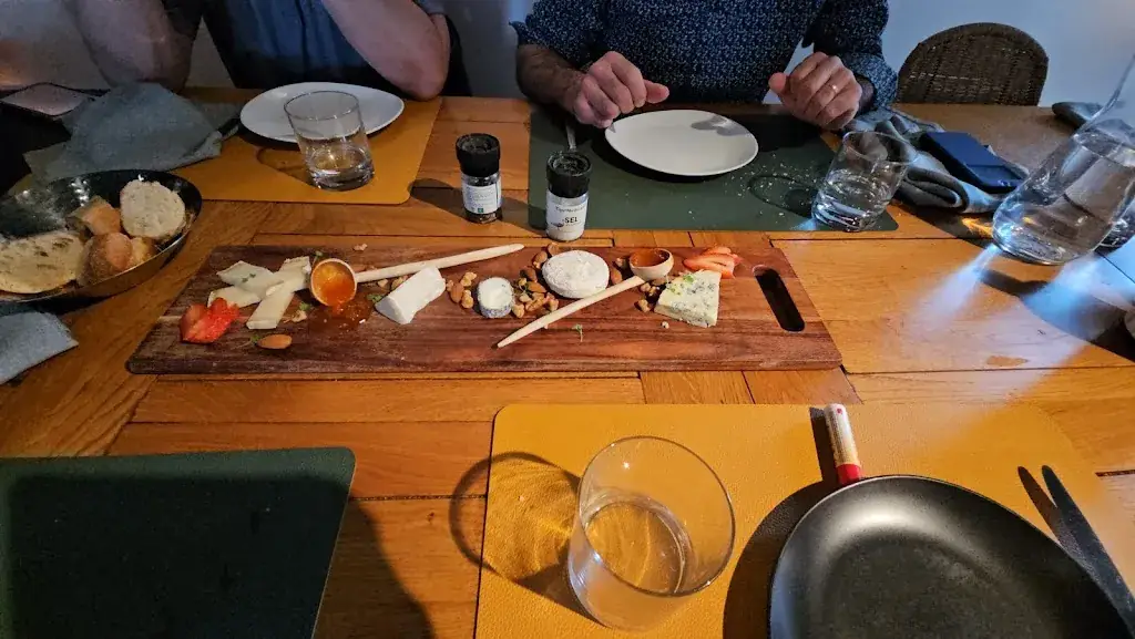 Matthew Kunzler_L'Intemporel_Bollène_review