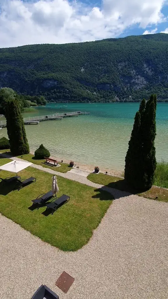 Restaurant Les Roselières restaurante en Novalaise