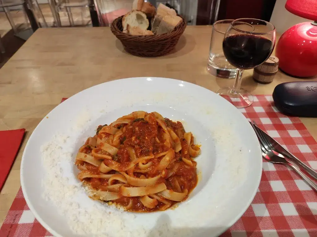 MAMMA MIA_Biot_slider_image_2