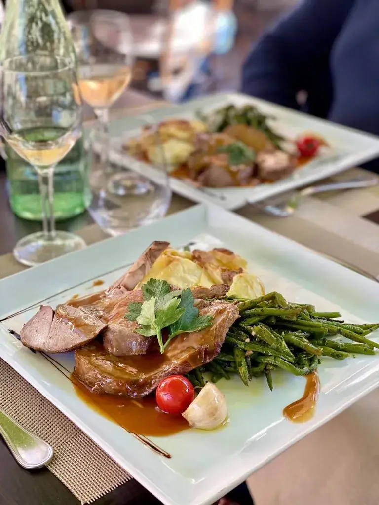 Café de la Poste_Biot_slider_image_3