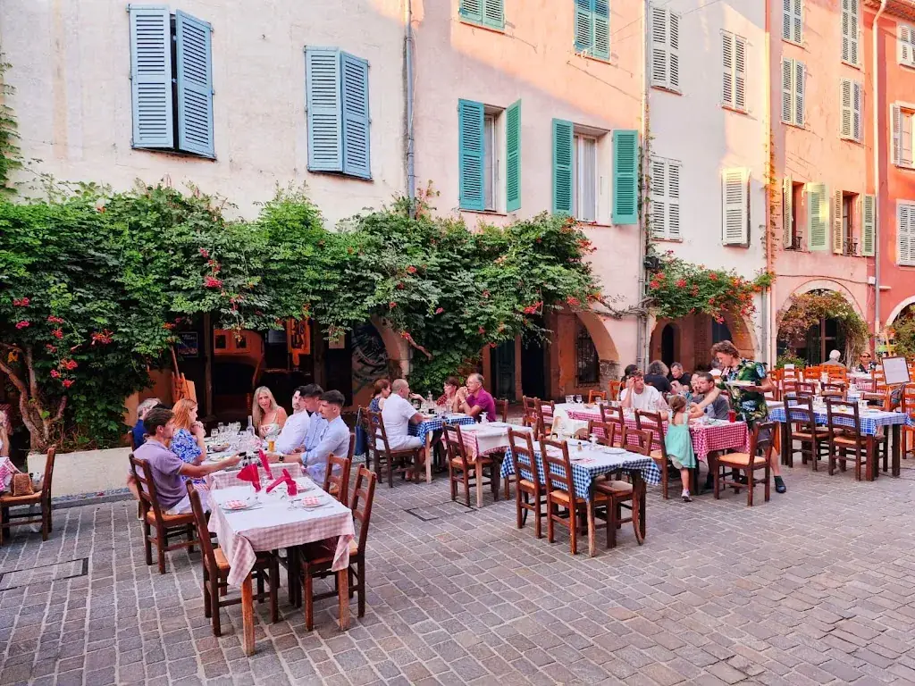 Restaurant des Arcades restaurant in Biot