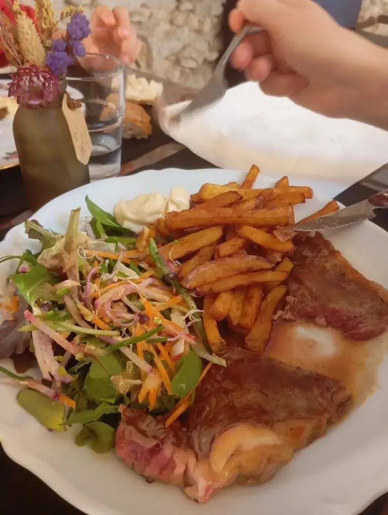 Drago Ludo_LA CAMBUSE DE GALUP_Biot_review