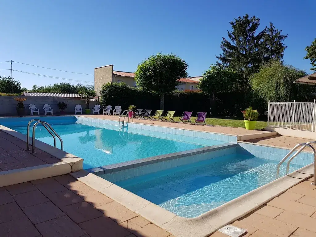 Camping des Nations *** Parc régional du Pilat Restaurant in Auberives-sur-Varèze