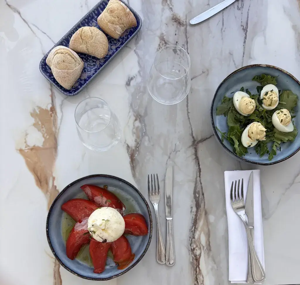 Restaurant L'Emblème Sophia Antipolis_Biot_slider_image_3