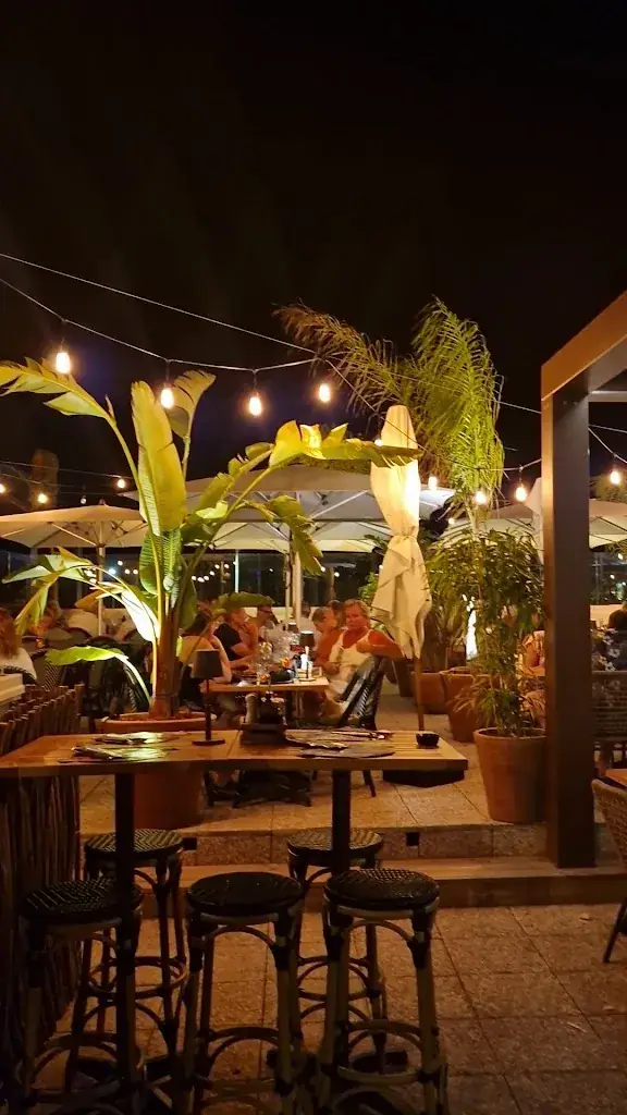 Bistro & Co. RoofTop Bar_Antibes_slider_image_2