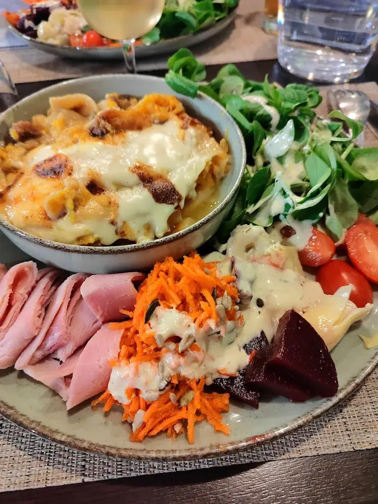 Mur Lei_Valerie's Bar_Neuville-sur-Saône_recensione