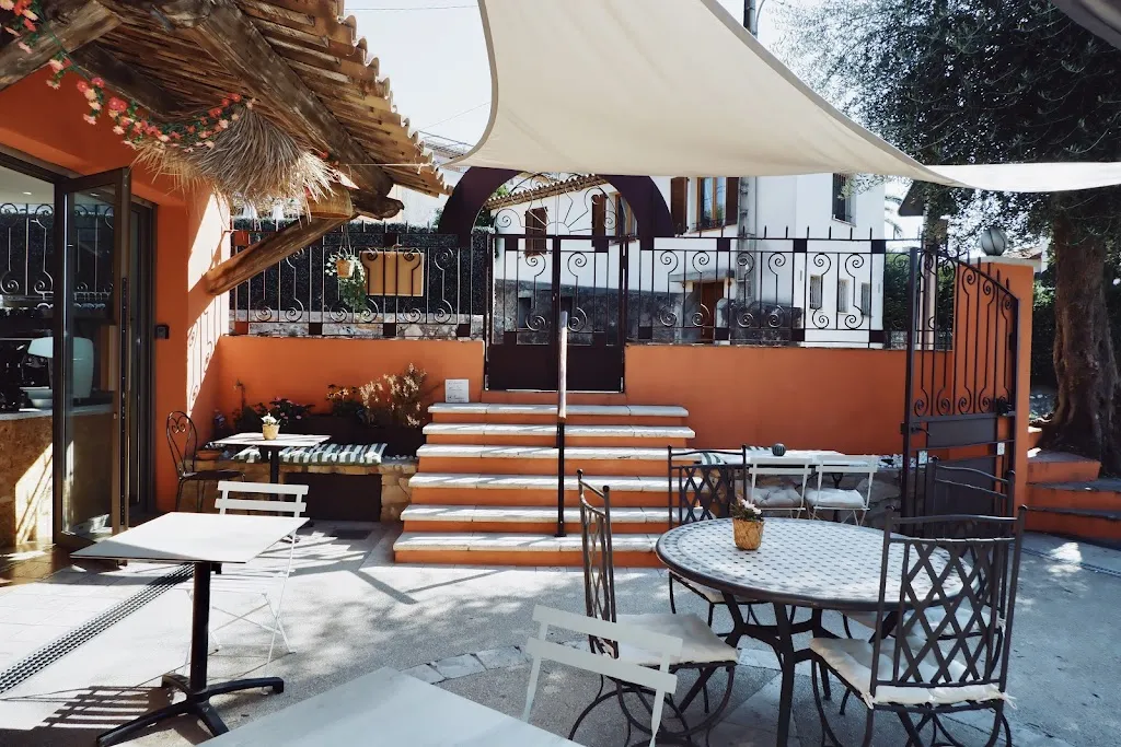 La Douce Vie Coffee Shop ristorante a Biot