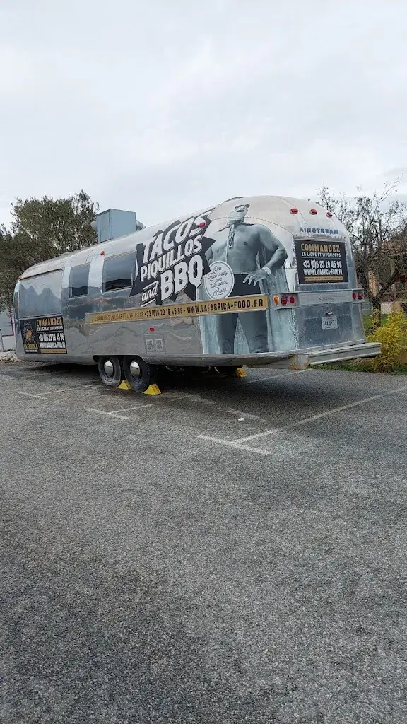 Mufasa C._La Fábrica_Biot_review