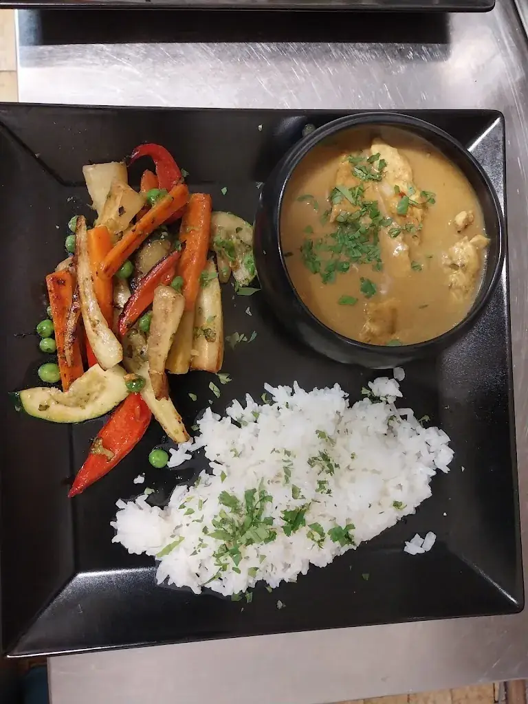 Le Cinq_Neuville-sur-Saône_slider_image_3