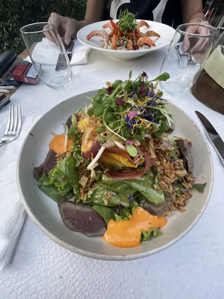 Mathieu Leboeuf_Buffet d'un Tram_Cortaillod_review