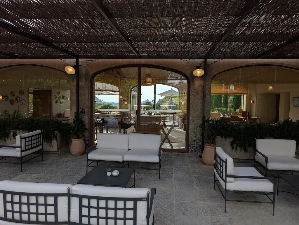 Erwin Schlotthauer_La Bastide_Bonnieux_review