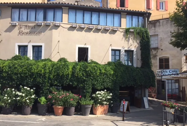 Crêperie salé/ sucré . Glacier Le Tinel_Bonnieux_slider_image_3