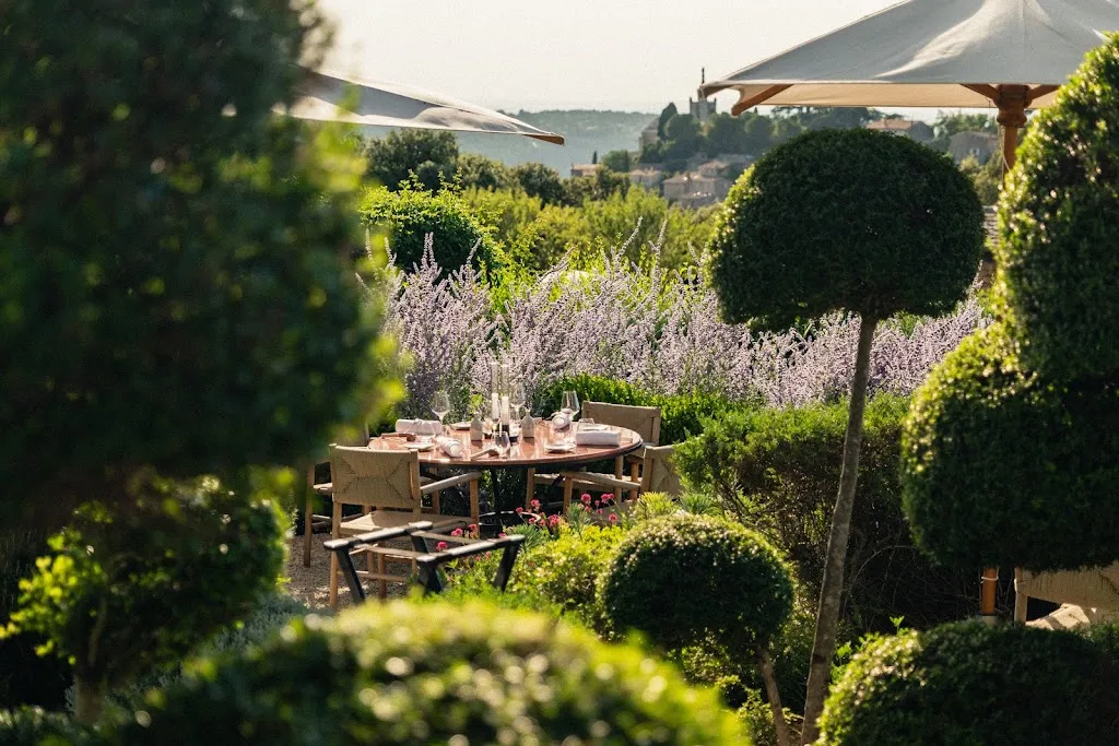 Capelongue, Bonnieux, a Beaumier Hotel restaurant in Bonnieux