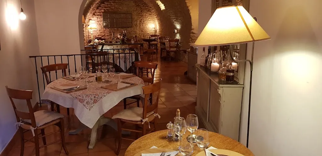 Restaurant La Bartavelle restaurant in Goult