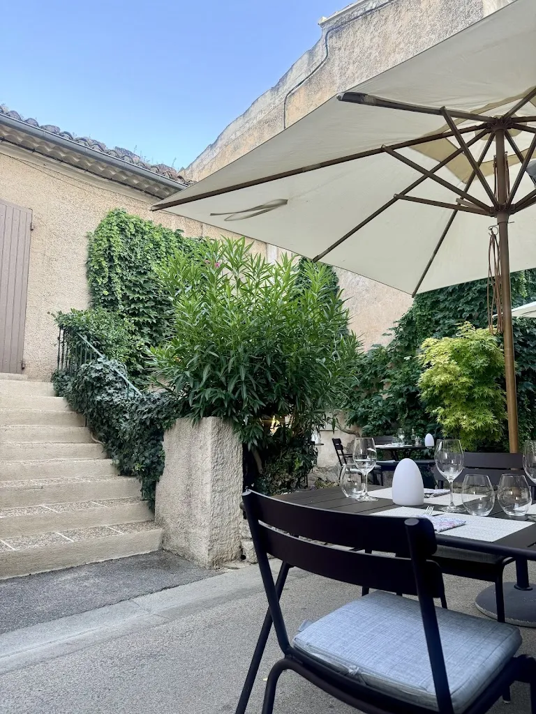 Restaurant La Bartavelle_Goult_slider_image_3