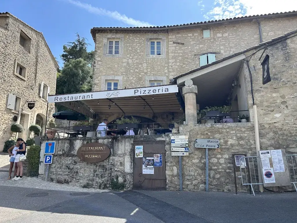 Laurence Frewin_Restaurant pizzeria Le Sade_Lacoste_review