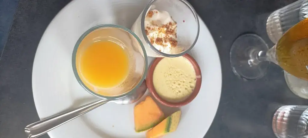 Michaela Vyhnisova_O Buffet_Marseille_recensione